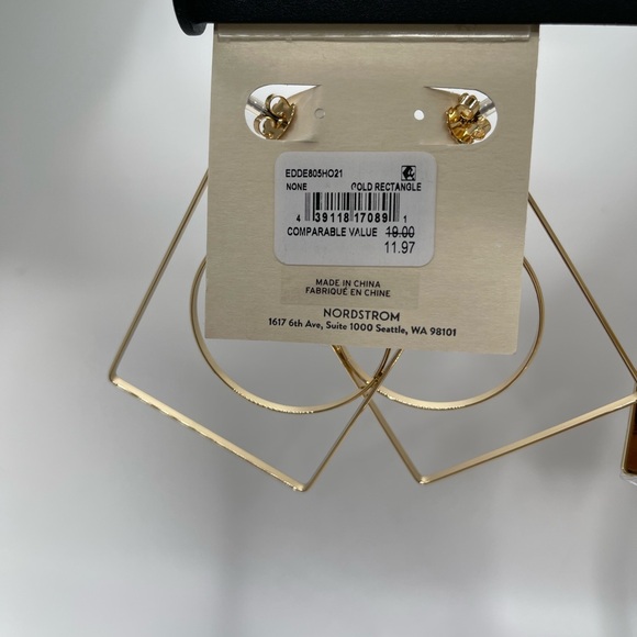 NWT- 4 Pair of Large Open Edit Brand Gold-Tone Earrings. Bundle of earrings - Picture 5 of 9